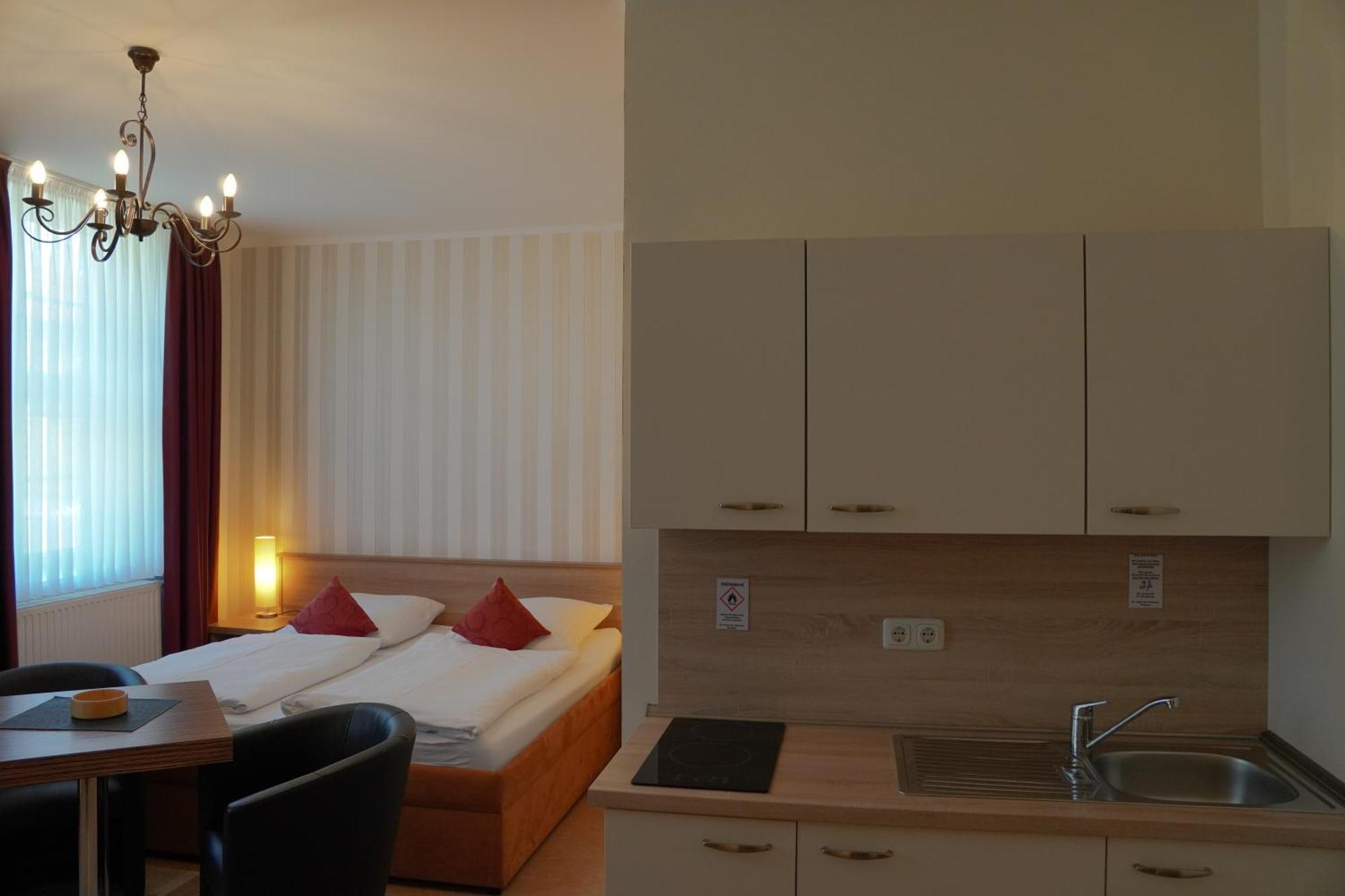 Apartmenthaus Gutenberg 78 ポツダム エクステリア 写真